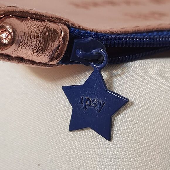 5/$20 Ipsy Cosmetic Makeup Travel Organizer Purse Organizer Change The World - Picture 3 of 6